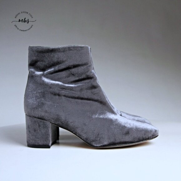 J. Crew Hadley Velvet Ankle Boots Gray Women 8.5 - Picture 1 of 15